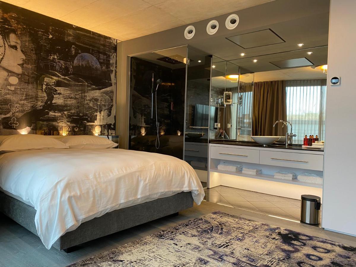 Savoy Colonia