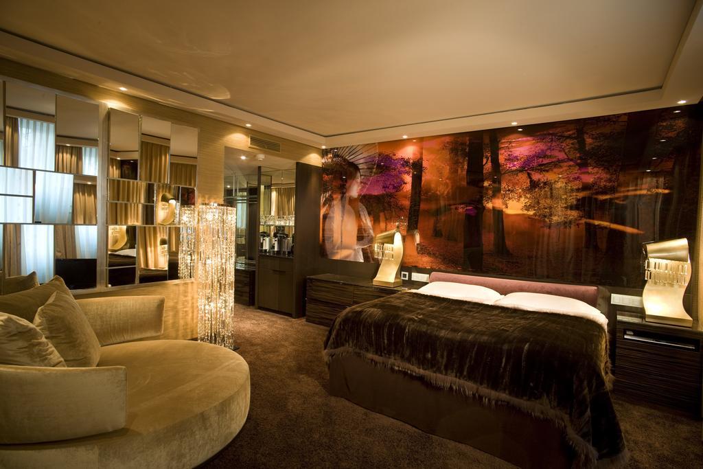 Savoy Отель