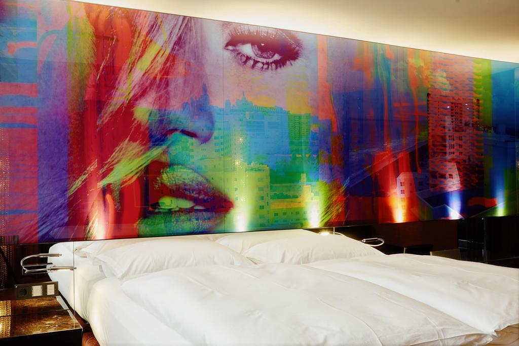 Savoy Hotel Kolonia