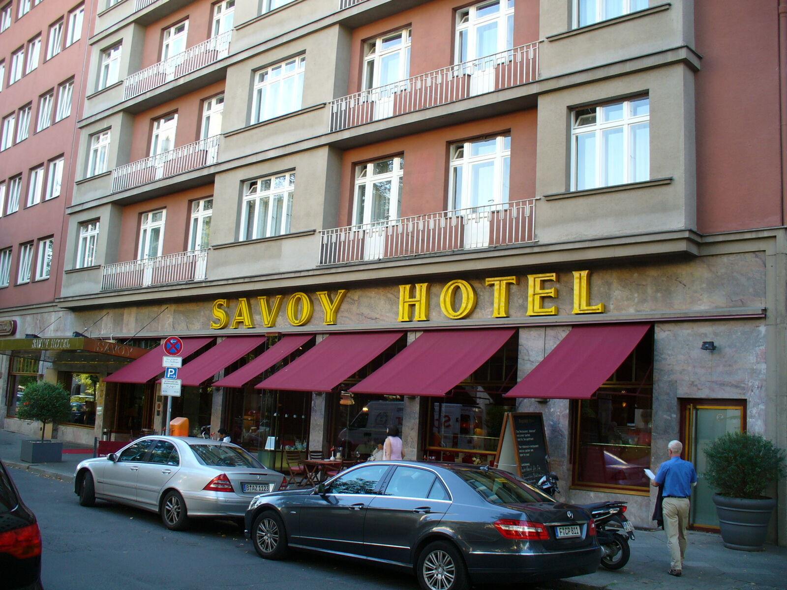 Savoy Hotel Kolonia
